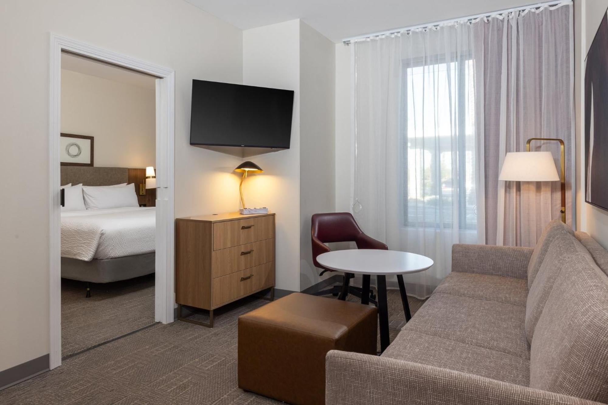 Staybridge - Norco By Ihg Hotel 3*